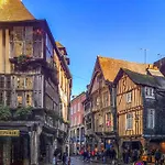 Chateau De Mont St Michel 3*