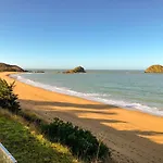 فندق مبيت وإفطار Chateau De Mont St Michel
