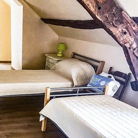 Chateau De Mont St Michel Bed and Breakfast Saint-James