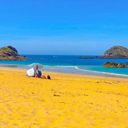 Chateau De Mont St Michel Saint-James