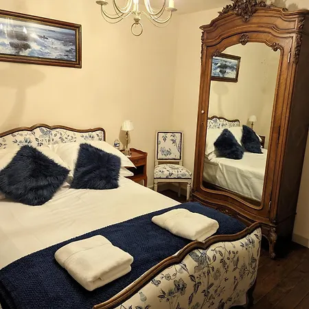 Bed and Breakfast Chateau De Mont St Michel Saint-James