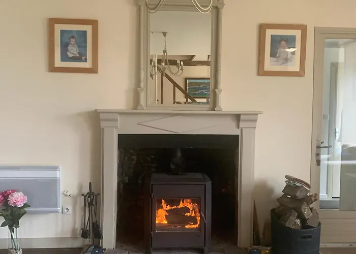 Chateau De Mont St Michel 4*