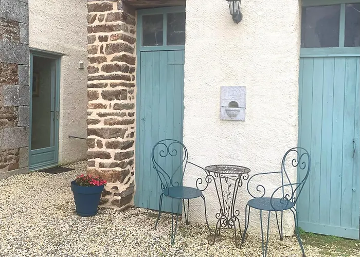 Bed & Breakfast Chateau De Mont St Michel