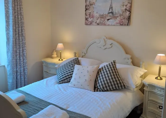 Chateau De Mont St Michel Saint-James