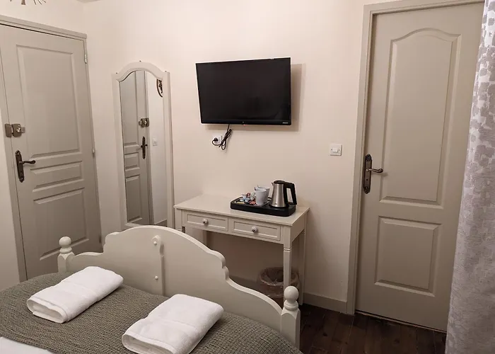 Bed & Breakfast Chateau De Mont St Michel